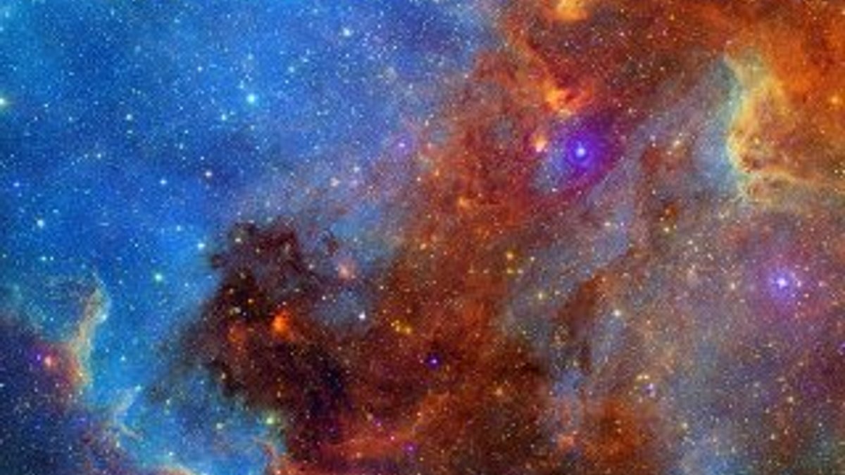 Spitzer teleskobu tarafından çekilen büyüleyici 15 uzay fotoğrafı
