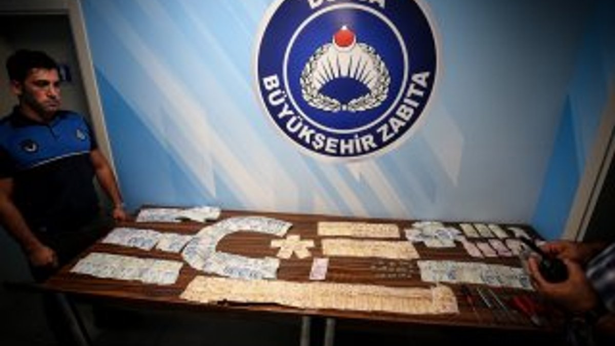Bursa'da dilencinin üstünden 16 bin lira çıktı