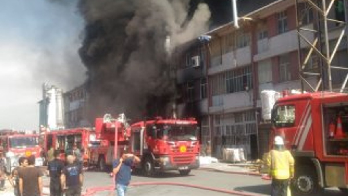 Başakşehir Organize Sanayi Bölgesi'nde yangın