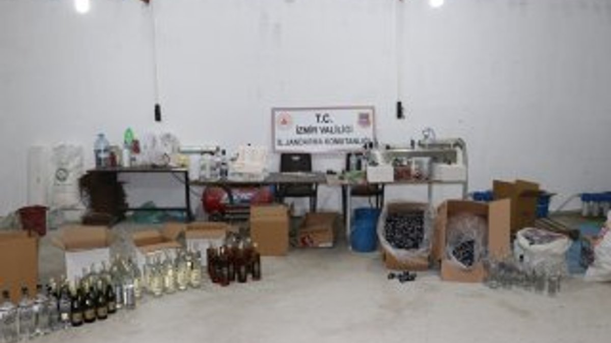 İzmir'de kaçak içki imalathanesine operasyon