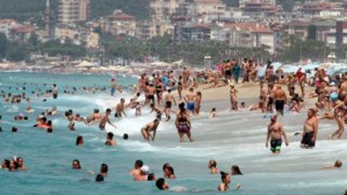 Antalya 9 aylık dönemde 12 milyon turist çekti