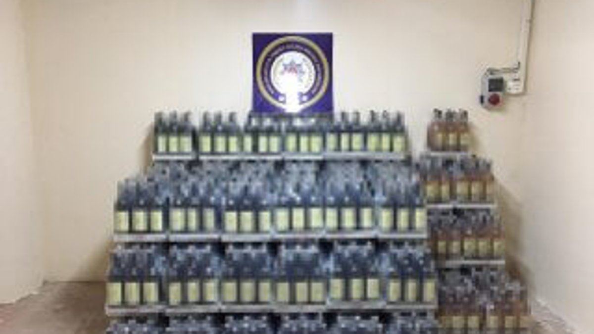Bursa'da bir araçtan 804 şişe kaçak içki ele geçirildi