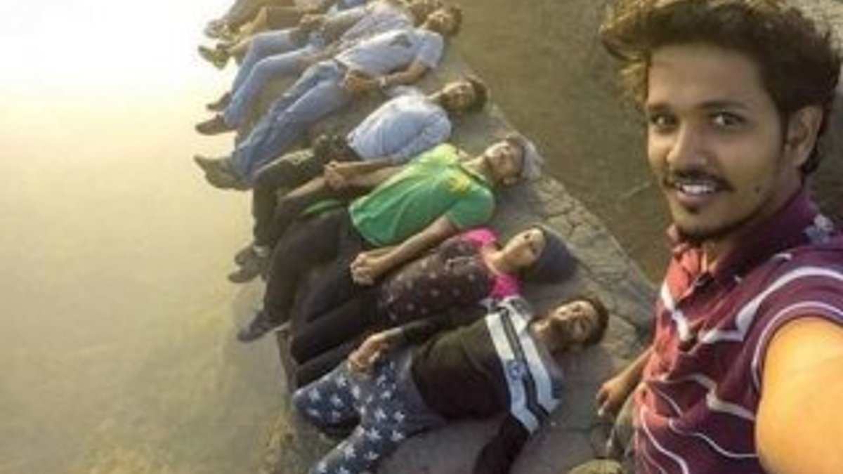 Hindistan'da selfie çekmek isteyen 4 kişi boğuldu