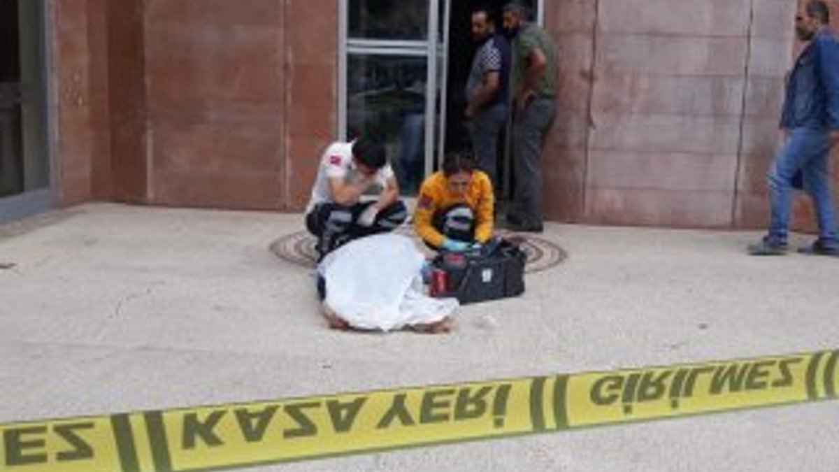 Bursa'da Rus kadın iş hanının 13'üncü katından düştü