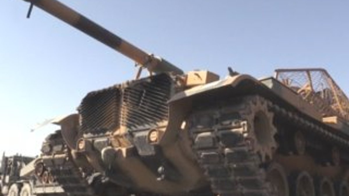 TSK'dan sınırdaki birliklere tank sevkiyatı