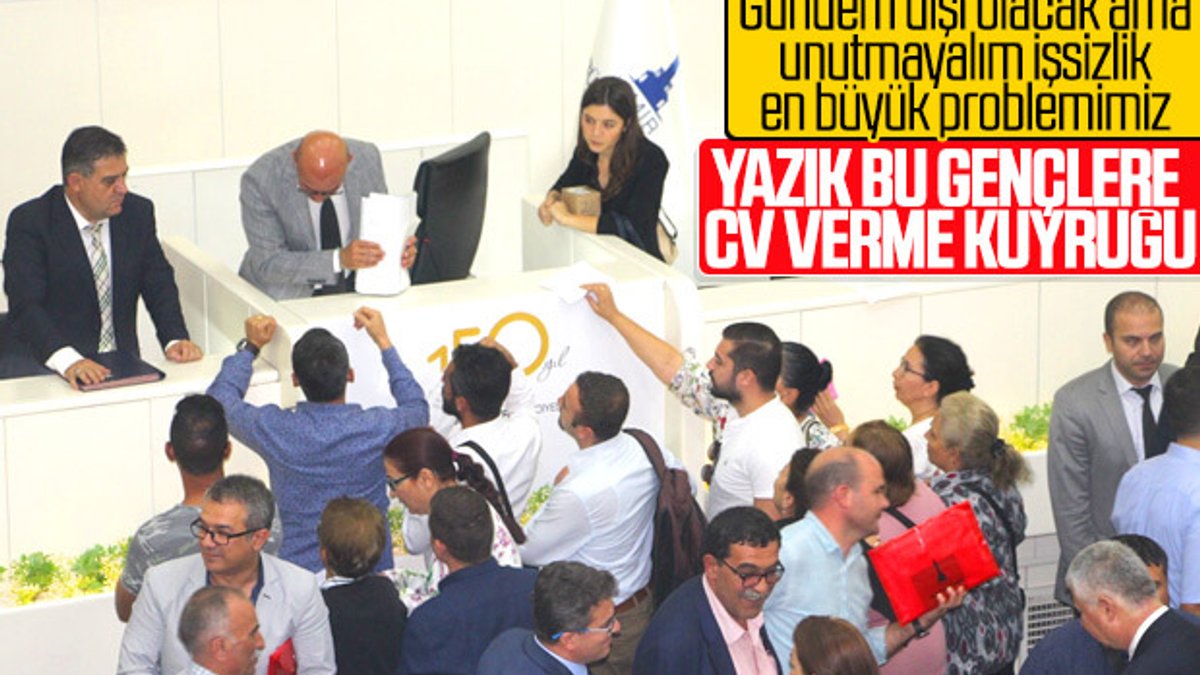 İzmir'de işsiz gençlerin Tunç Soyer'e CV verme yarışı