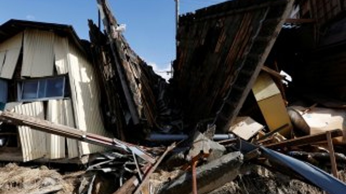 Japonya'da tayfunun bilançosu ağırlaşıyor: 74 ölü