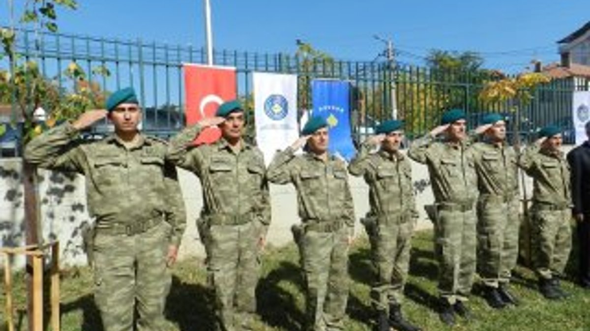 Kosova’daki Mehmetçik’ten Suriye’deki Mehmetçik’e selam