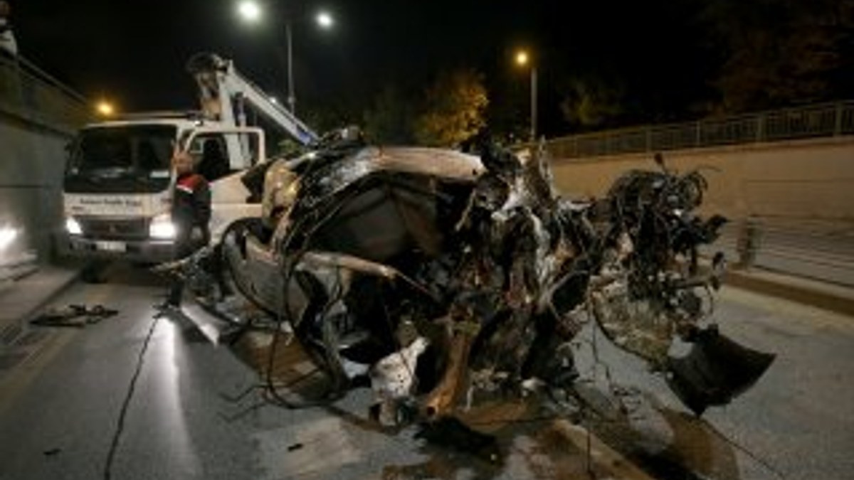 Ankara'da trafik kazasında 2 kişi ağır yaralandı
