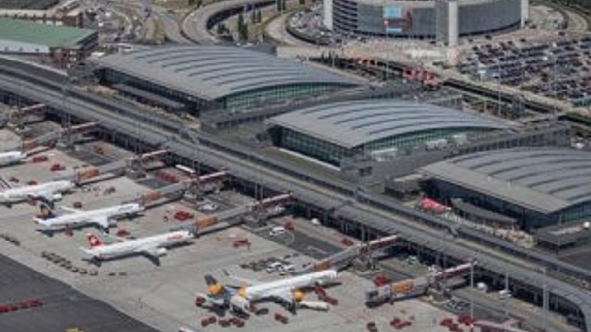 Hamburg Havalimanı'ndan yarım tonluk bomba çıktı