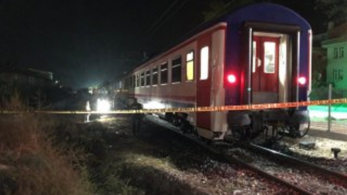 Ankara'da tren çarpması sonucu 1 kadın hayatını kaybetti