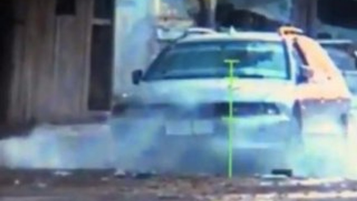 Tel Abyad'da bombayla tuzaklanan otomobil imha edildi