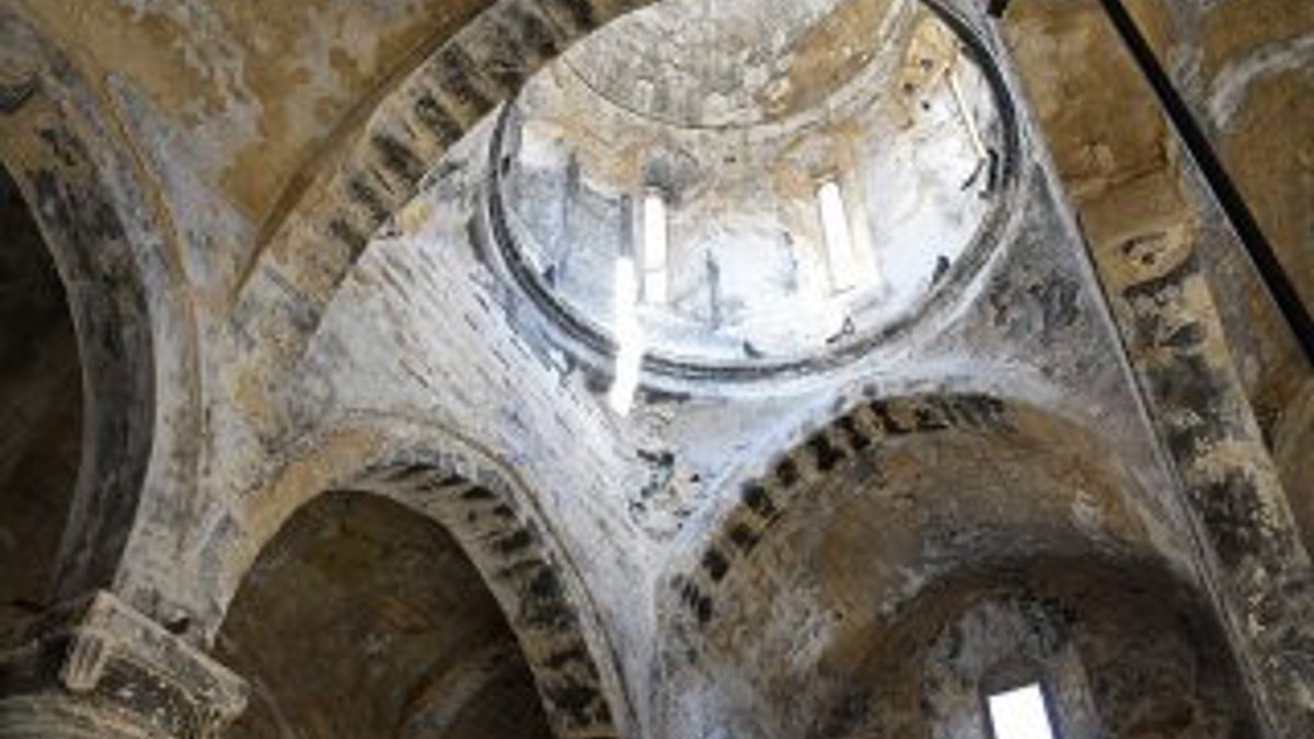 669 yıllık İmera Manastırı'nda restorasyon