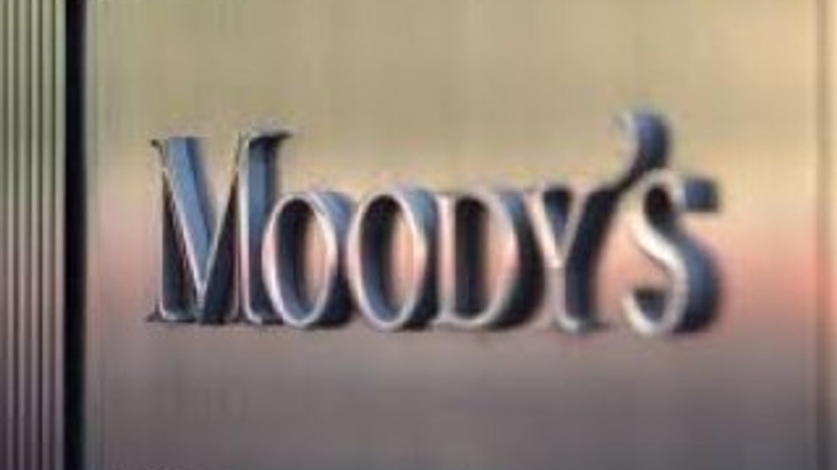 Moody's İngiltere'nin not görünümünü negatife çevirdi