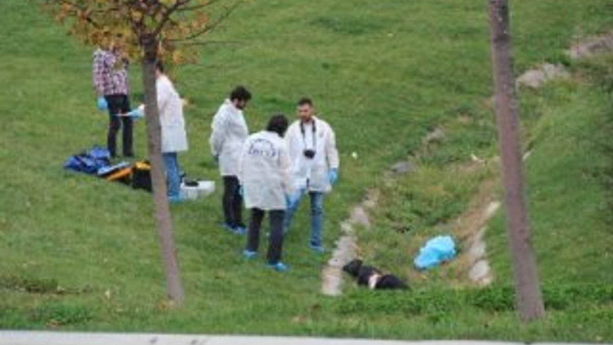 İstanbul'da boş bir arazide ceset bulundu