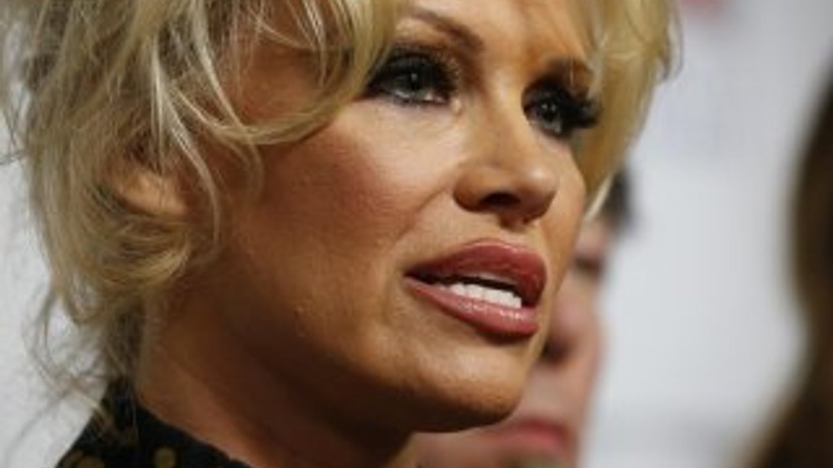 Pamela Anderson, ABD Başkanı Trump'a mektup yazdı