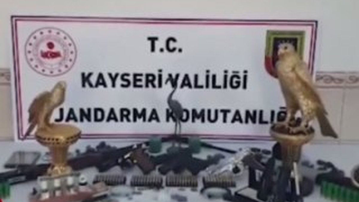 Kayseri'de tarihi eser kaçakçıları yakalandı