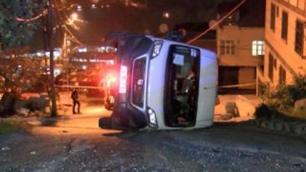 İstanbul'da okul servisi kaza yaptı
