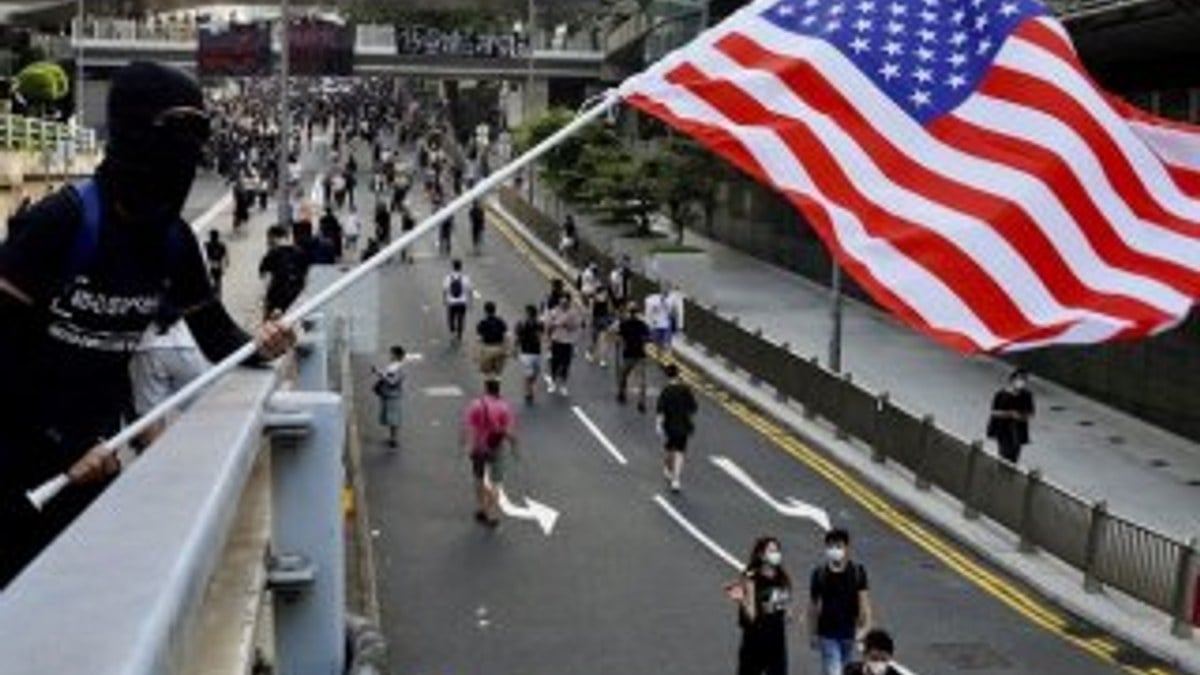 Hong Kong protestolarında Çin'e ABD yaptırımı