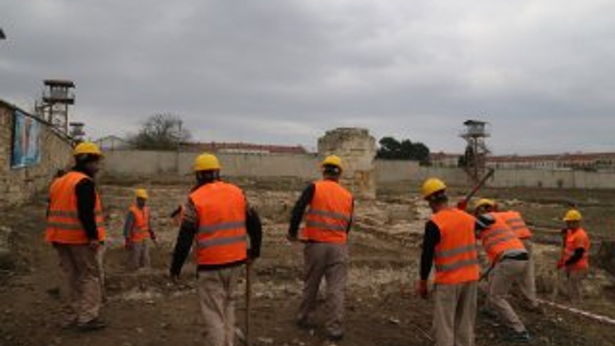 Edirne'de mahkumlar tarihi yapıları ayağa kaldırıyor