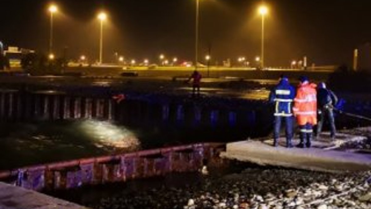 Yunanistan'da tekne alabora oldu: 2 ölü