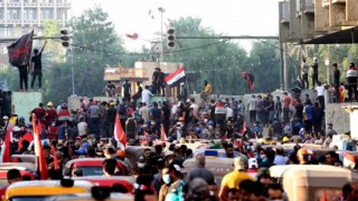 Irak'taki gösterilerde 25 kişi hayatını kaybetti