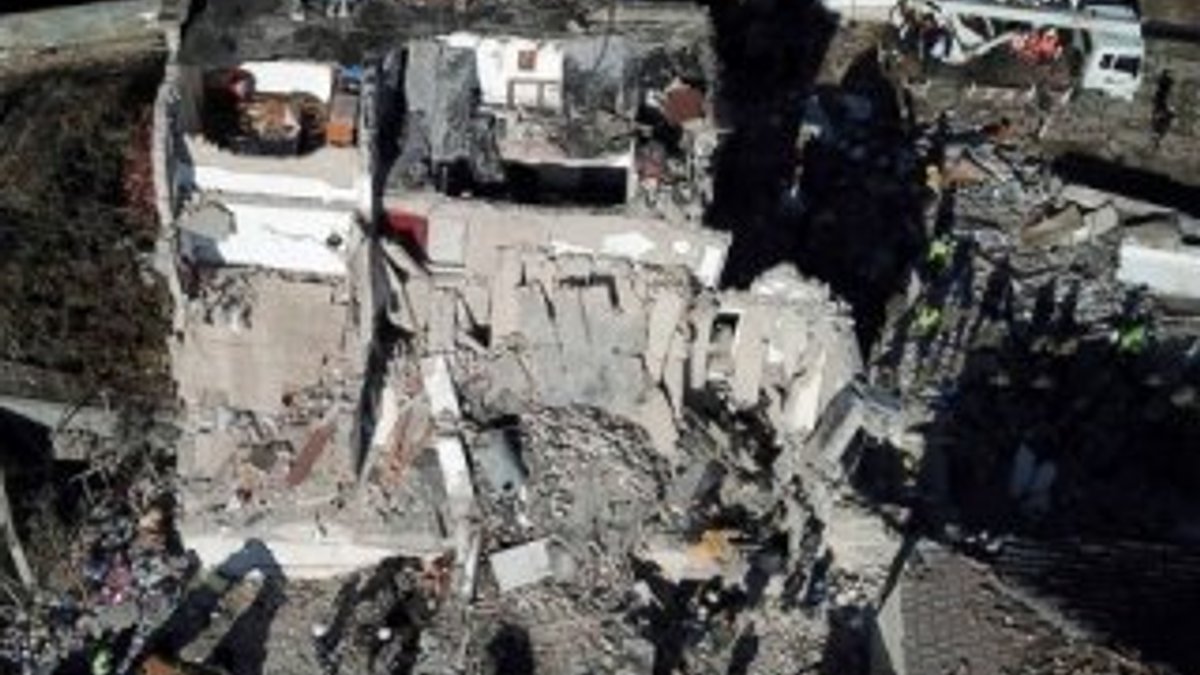 Arnavutluk'taki depremde ölü sayısı 50'ye yükseldi
