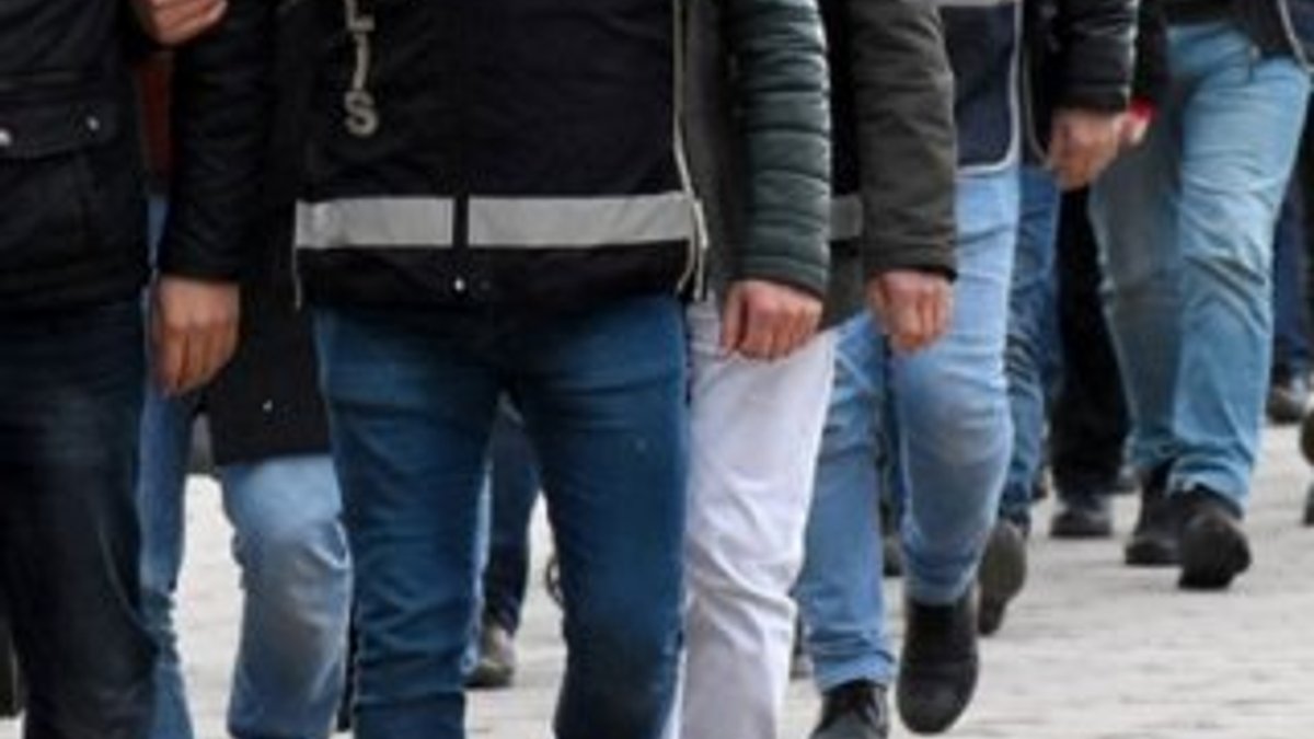 İzmir merkezli 6 ilde FETÖ operasyonu: 12 gözaltı