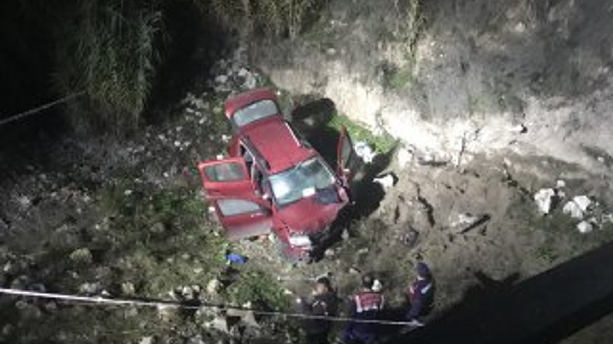 Manisa'da otomobiliyle köprüden düşen muhtar öldü
