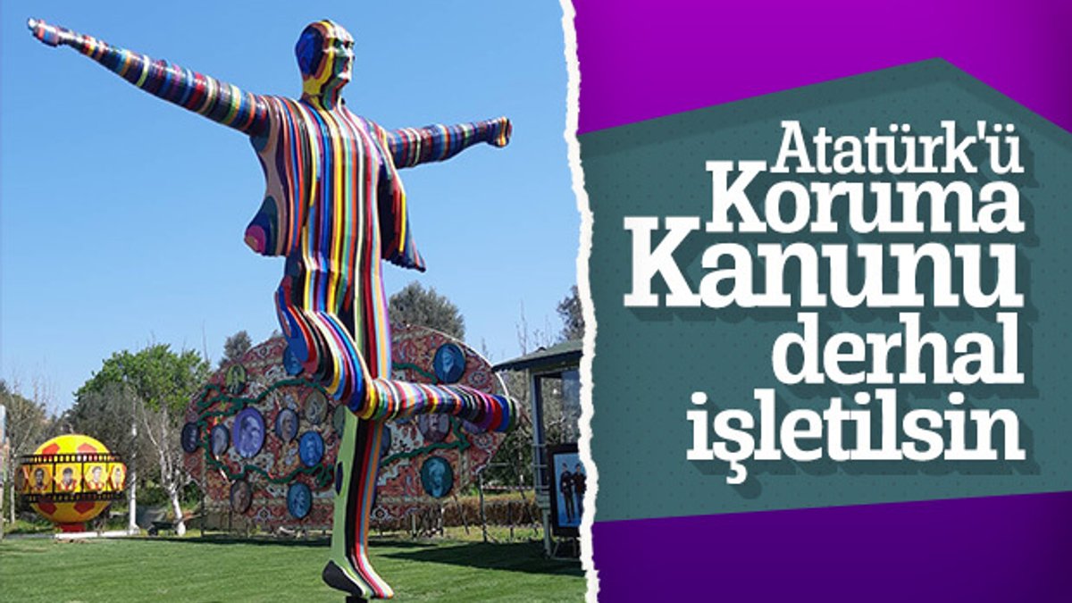 İzmir'e yeni bir Atatürk heykeli yapıldı