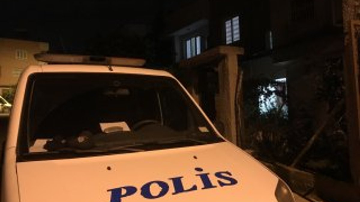 Adana'da temizlediği silah ateş alan polis memuru öldü