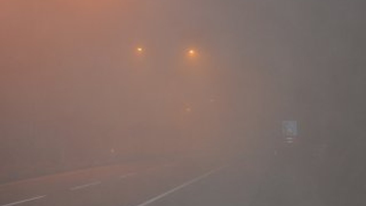 Kırıkkale'de yoğun sis, görüş alanını daralttı