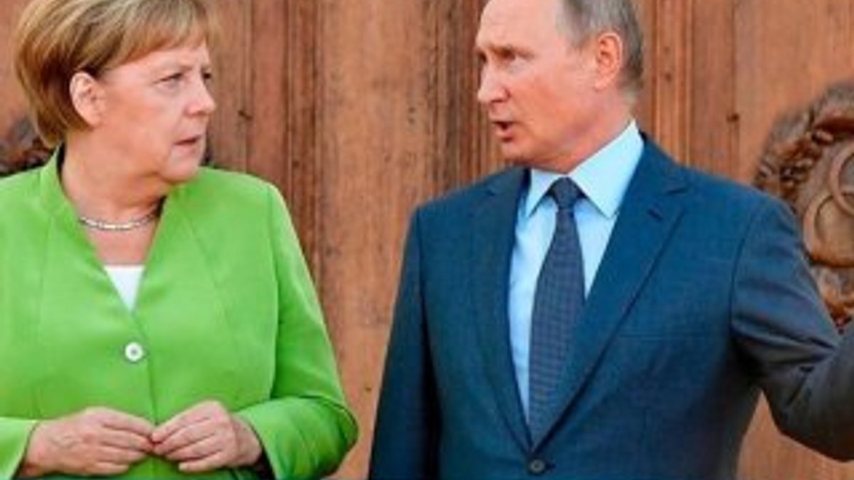 Rusya, iki Alman diplomatı sınır dışı etti
