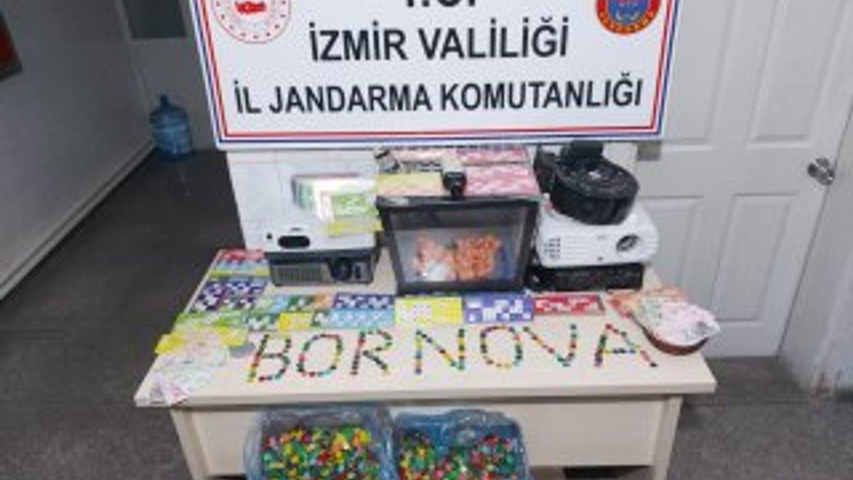 İzmir’de suçüstü kumar baskını
