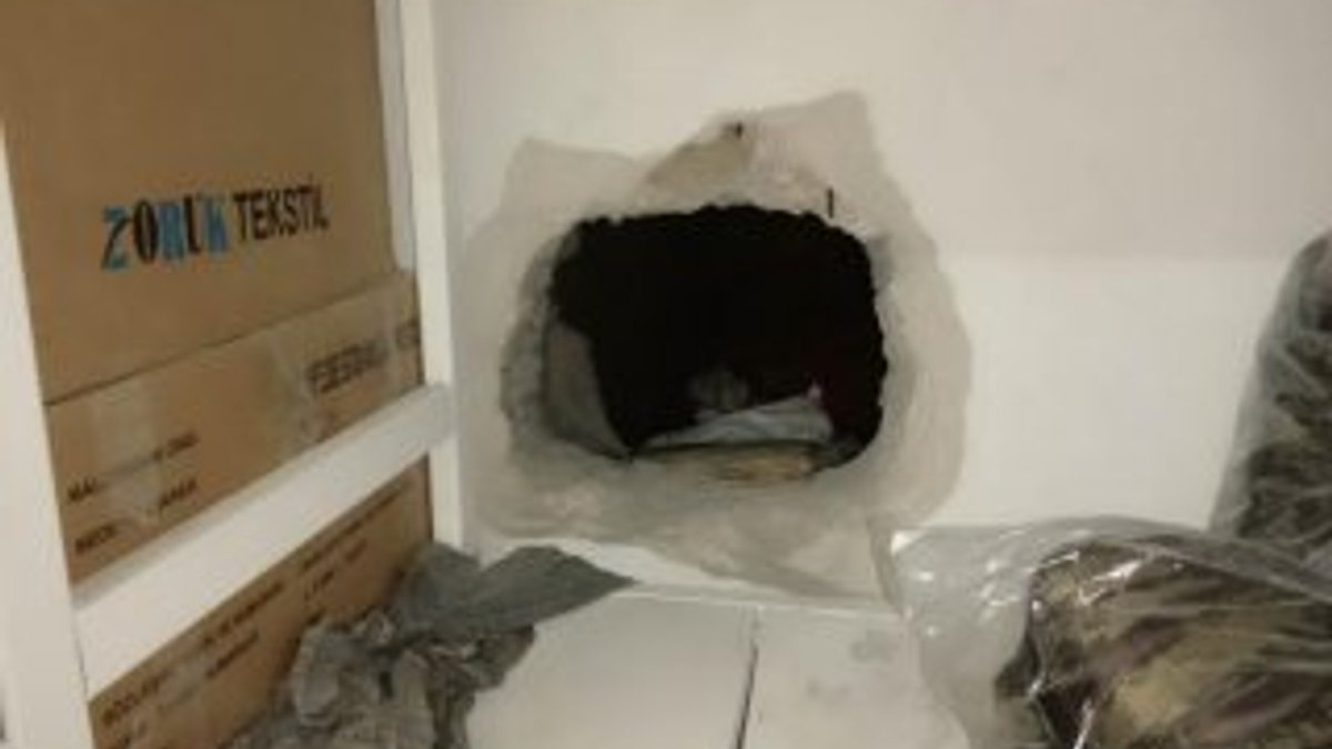 Eminönü'nde 55 metrelik tünel kazınca gözaltına alındı