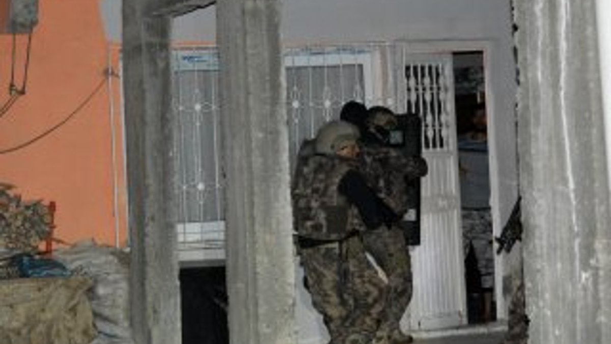 Mersin'de uyuşturucu operasyonu: 14 tutuklama
