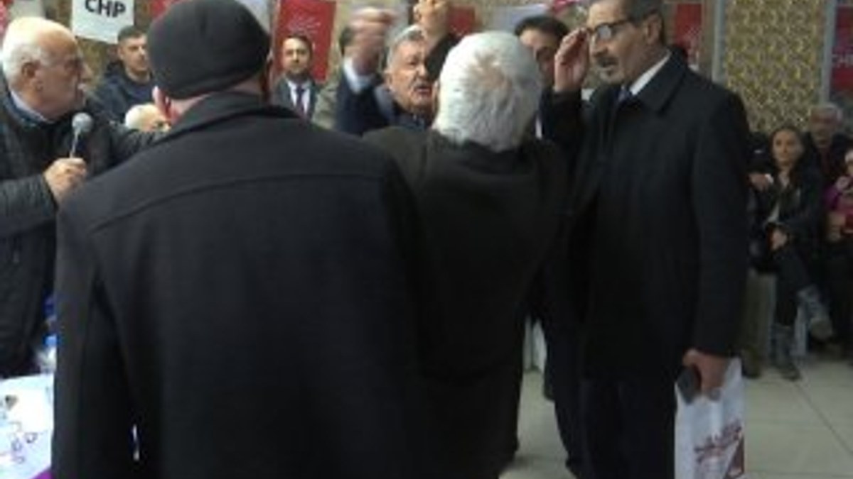 Elazığ’da CHP kongresinde yumruklu kavga