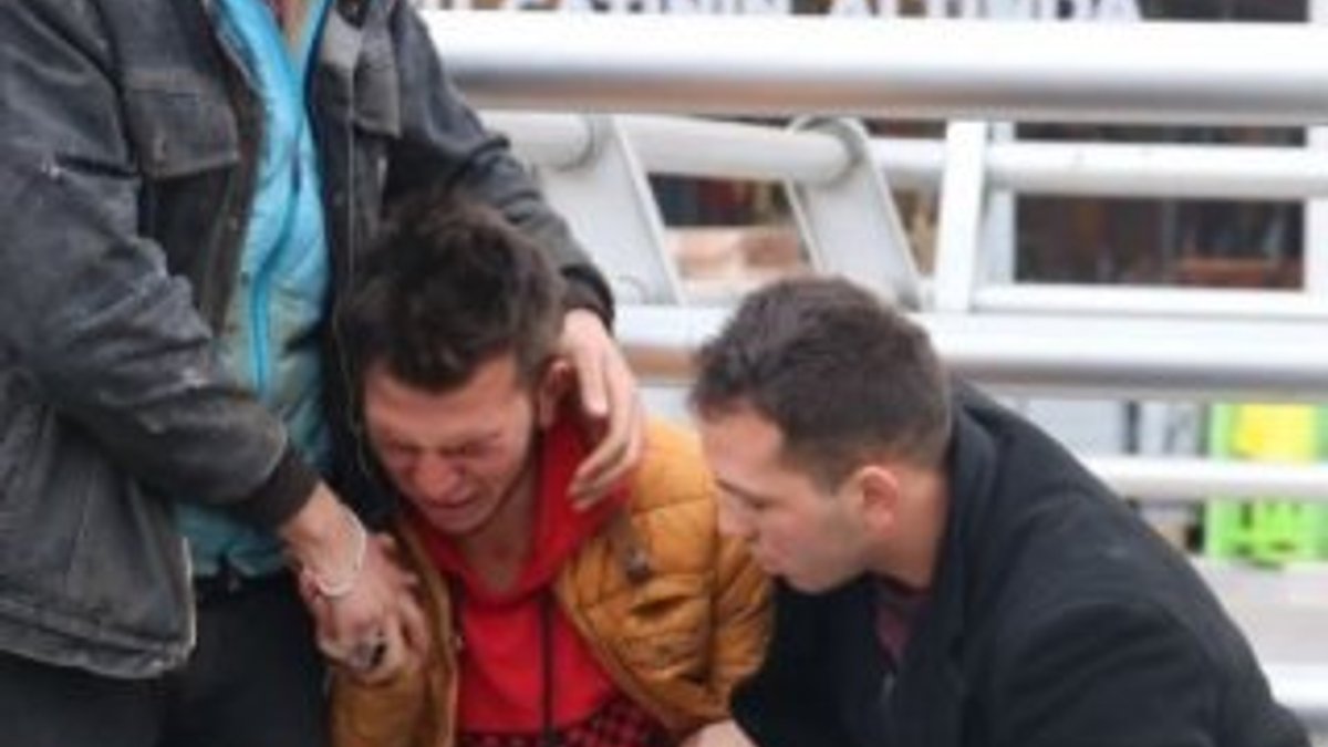 Sivas'ta ehliyetsiz kaza yapan gencin gözyaşları