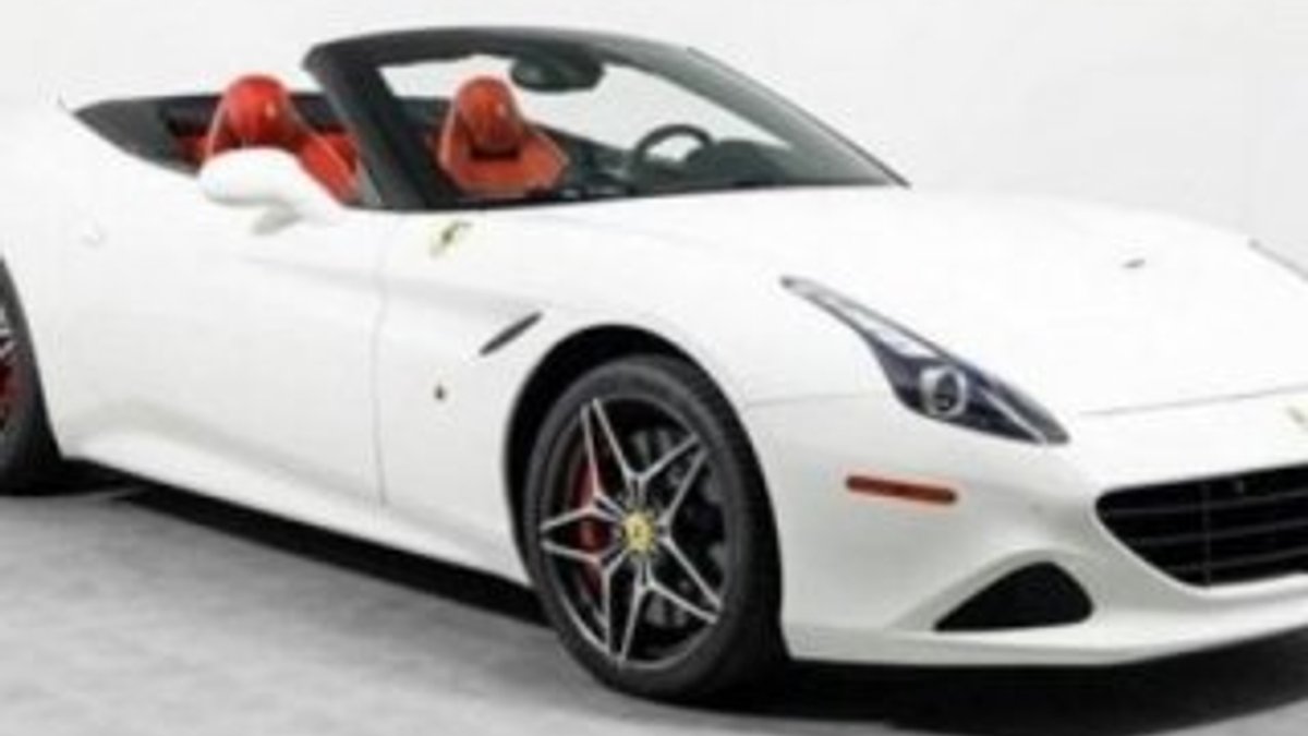 Ferrari, icradan fiyatının çok altında satışa çıkarıldı