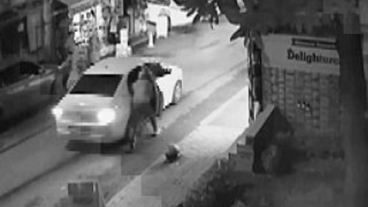 Fatih’te hırsızlar turisti ve çocuğunu yerde sürükledi