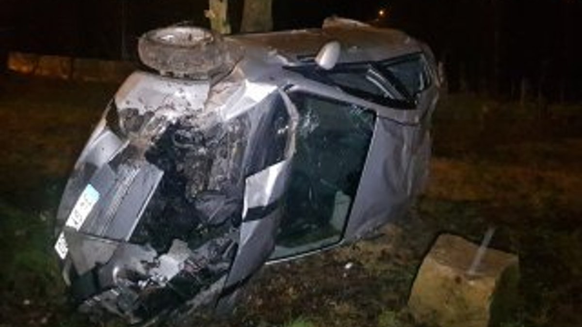 Karabük'te araç 35 metreden boş araziye düştü