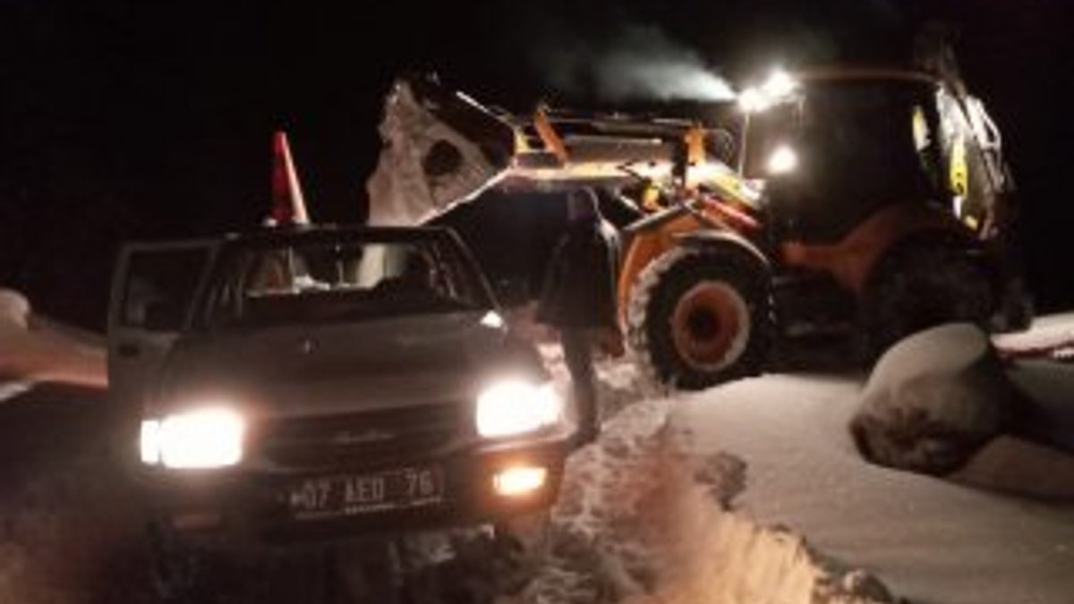 Antalya’da karda mahsur kalan vatandaşlar kurtarıldı
