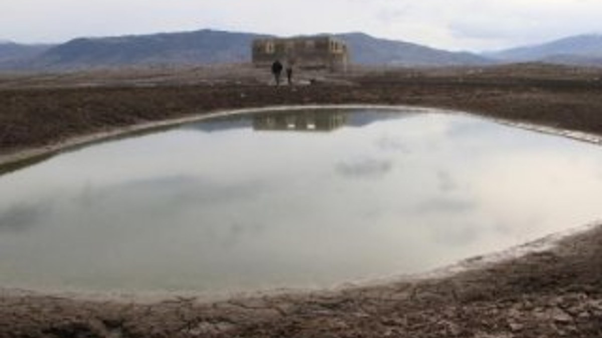 Kılıçkaya Barajı'nda, tarihi cami ortaya çıktı