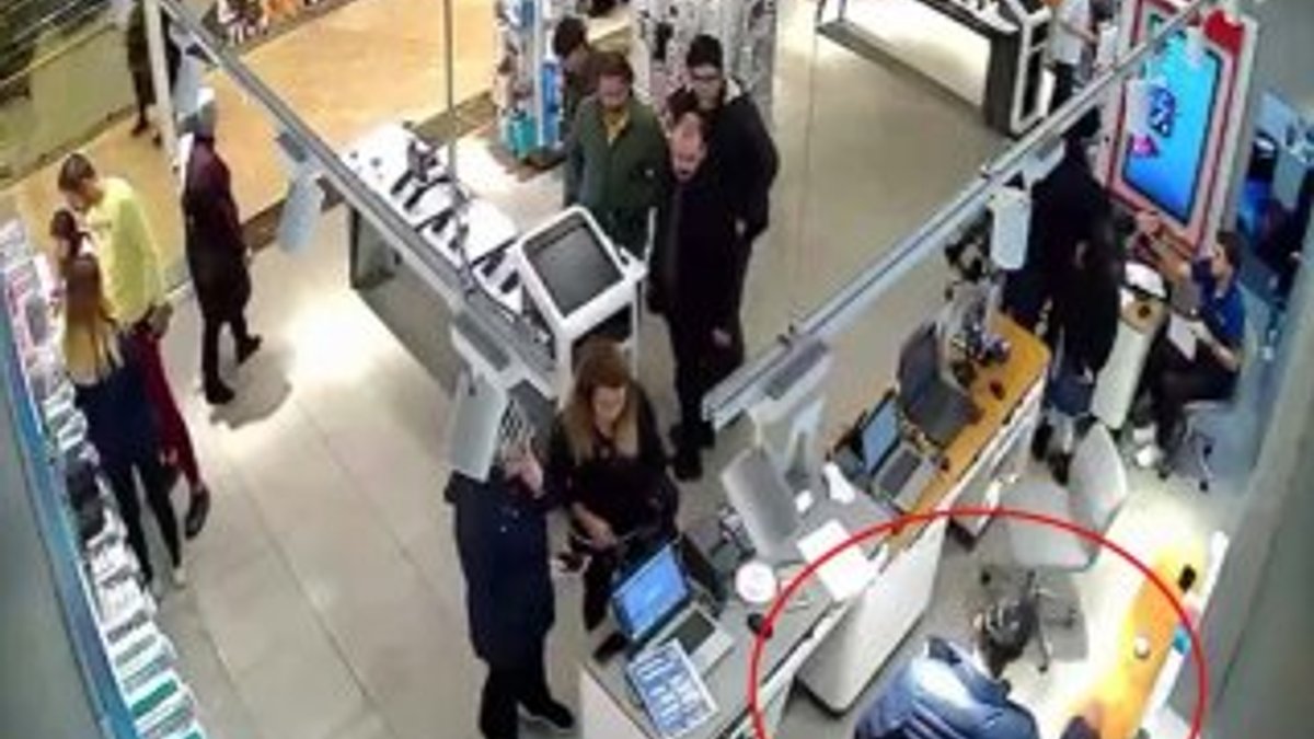 Sarıyer'de alışveriş merkezinde telefon hırsızlığı