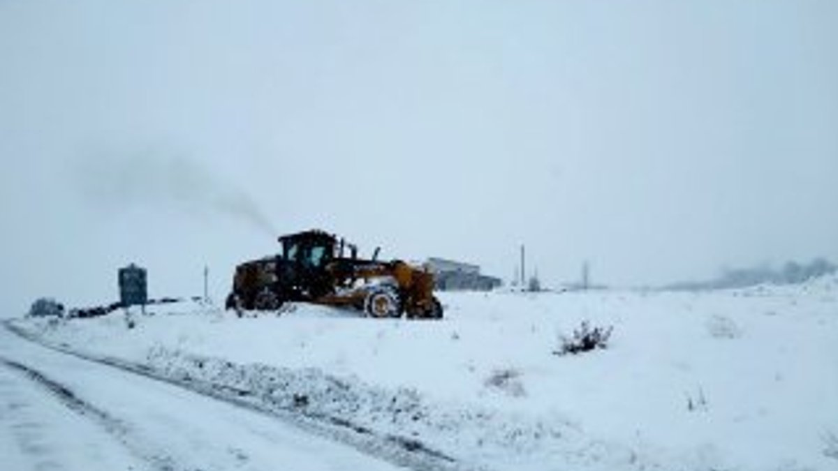 Malatya'da kar nedeniyle 103 mahalle ulaşıma kapalı