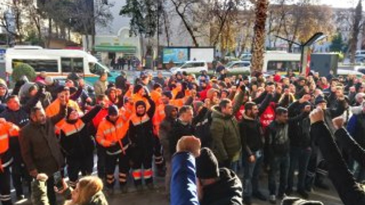 Karşıyaka Belediyesi işçileri eylemde