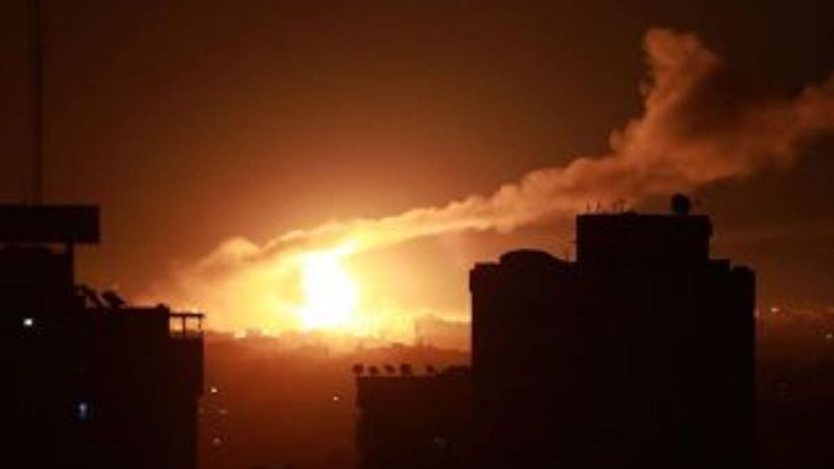 İsrail Gazze'ye hava saldırısı düzenledi.
