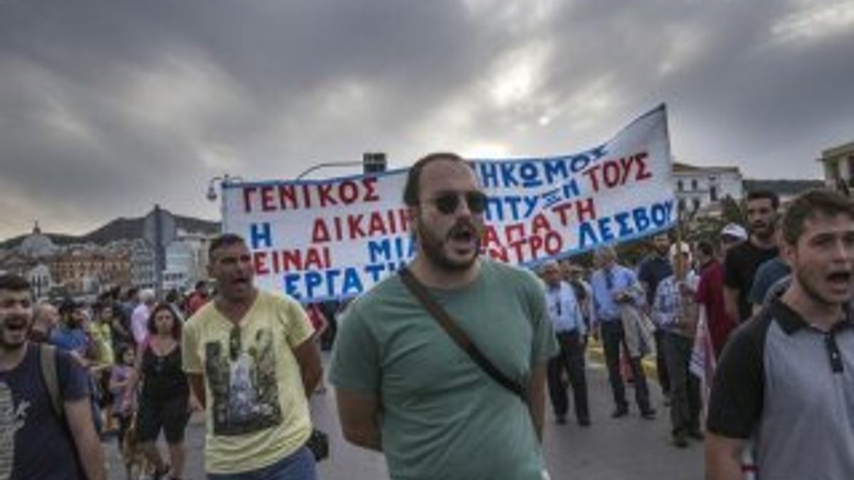 Yunan adalarında göçmen karşıtı protesto