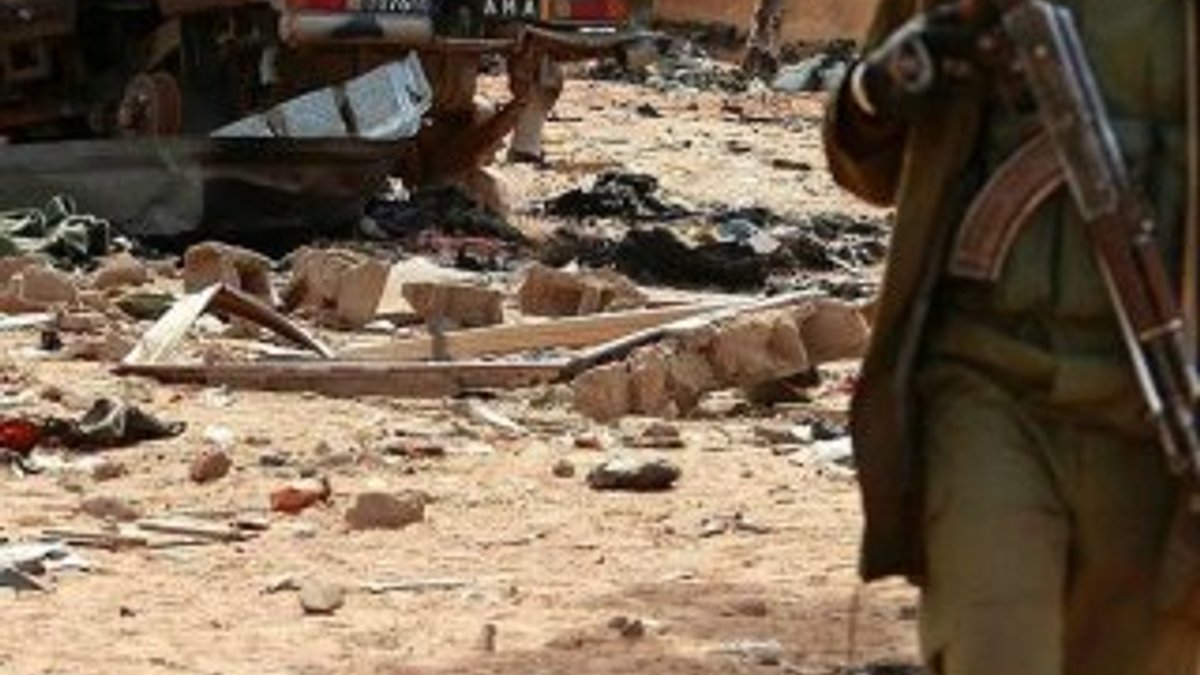 Mali'de askeri kampa terör saldırısı düzenlendi: 20 ölü