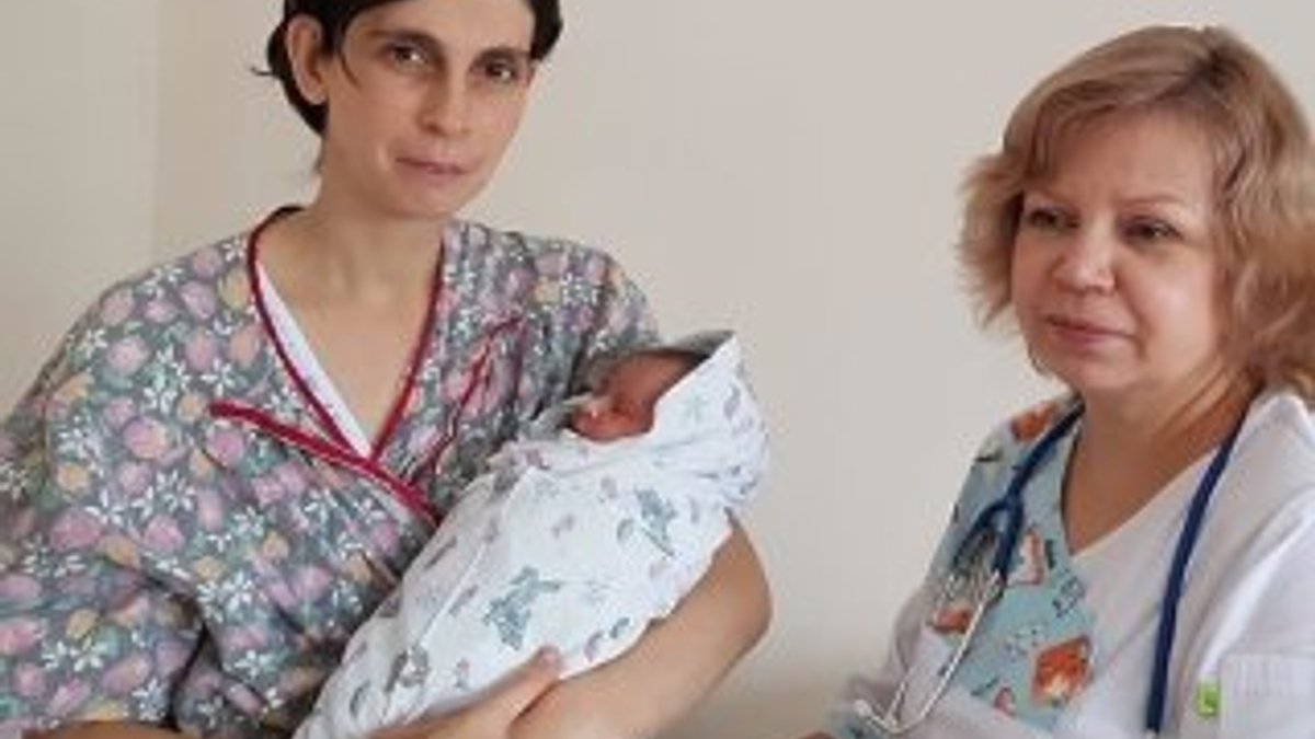 Rus anne 33 yaşında 11’inci çocuğunu doğurdu
